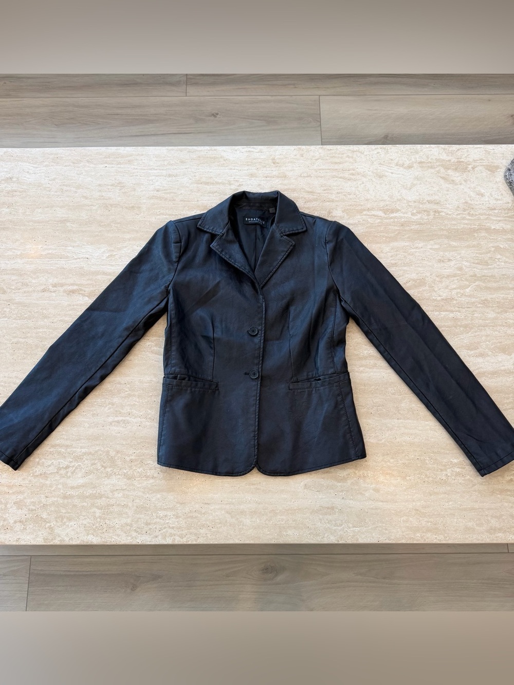Bagatelle Women's Black Fitted Blazer